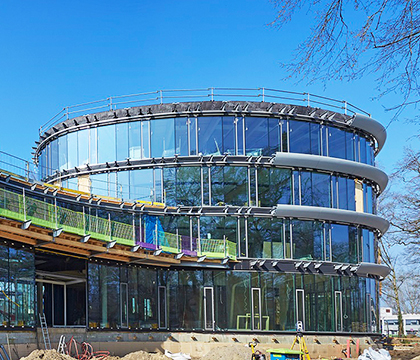 Triodos office building reaches highest point