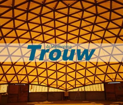 Trouw – No wet feet in cardboard house