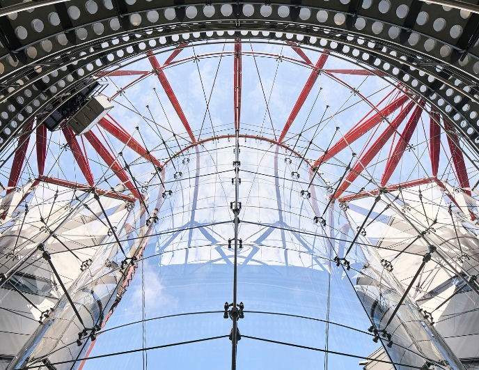 Refurbishment Channel 4 fa&ccedil;ade 